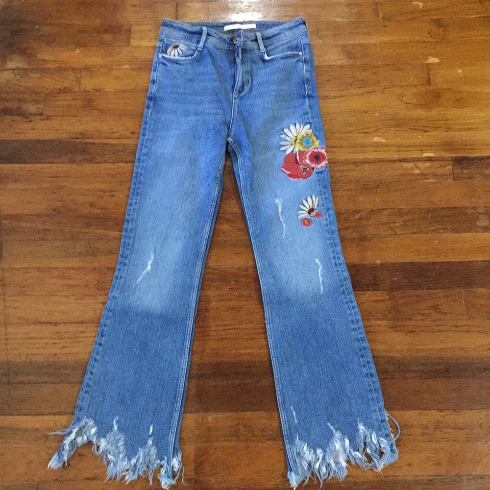 ZARA Women Jean. Size 2